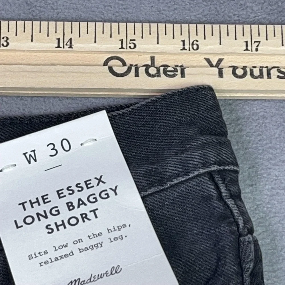 Madewell Essex Long Baggy Short Womens 30 Black Raw Hem Button Fly Denim NWT